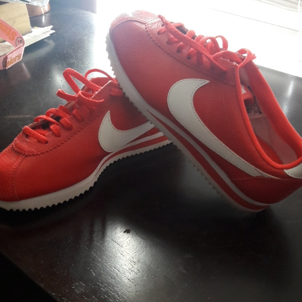 Nike